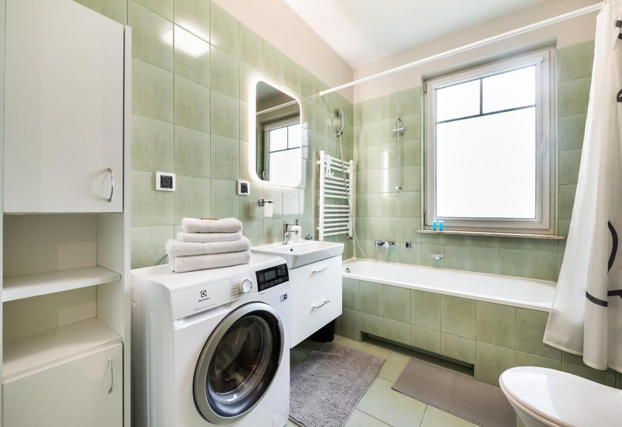 Ursus Pleasant Apartment Varsó Kültér fotó